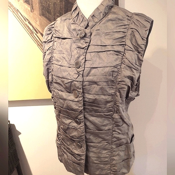 Erin of London | Silver Gray Ruching Crinkle Vest | XL - Picture 3 of 12
